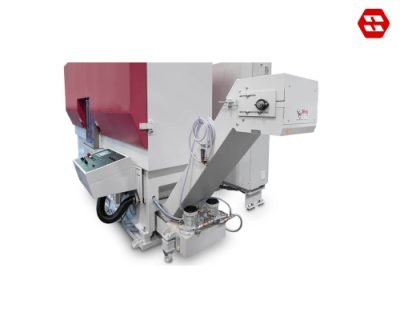 Chip conveyor with integrated coolant tank 1