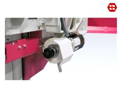 Electrically driven chip brush 22