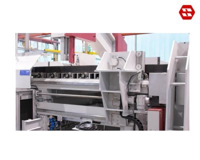 Feed gripper with ball screw and servo motor